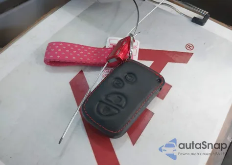 2010 Lexus Is 250C from USA, damaged, VIN JTHFF2C28A2501885